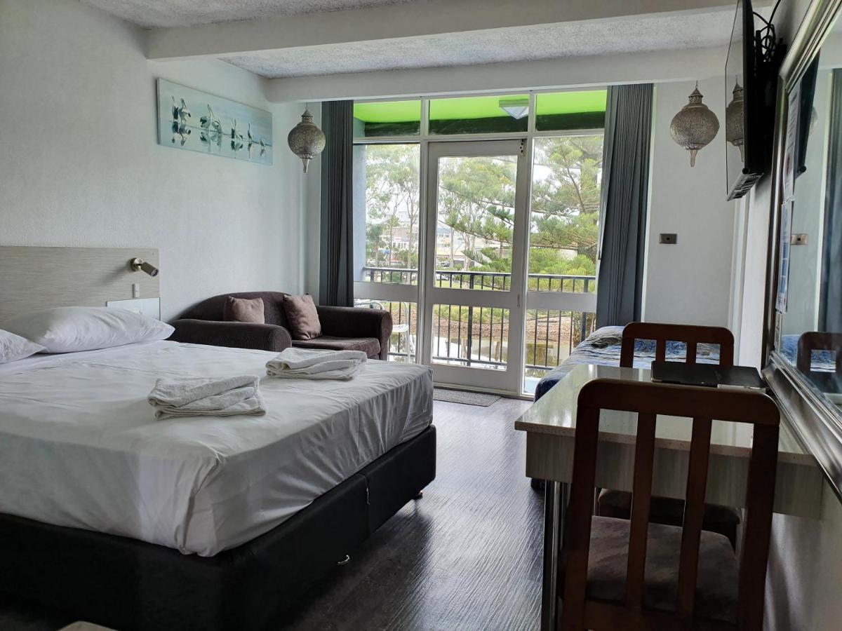 Le George Motel Порт Макари Екстериор снимка