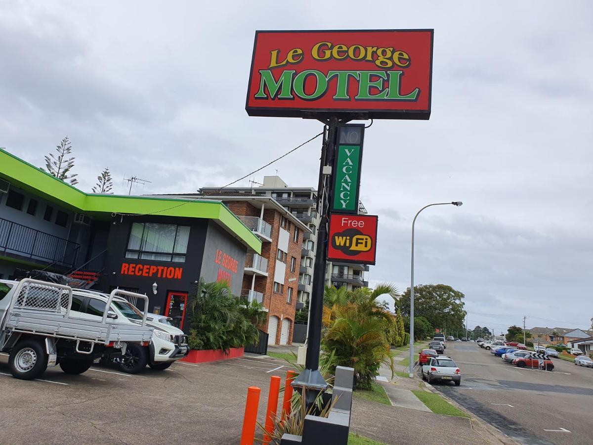 Le George Motel Порт Макари Екстериор снимка