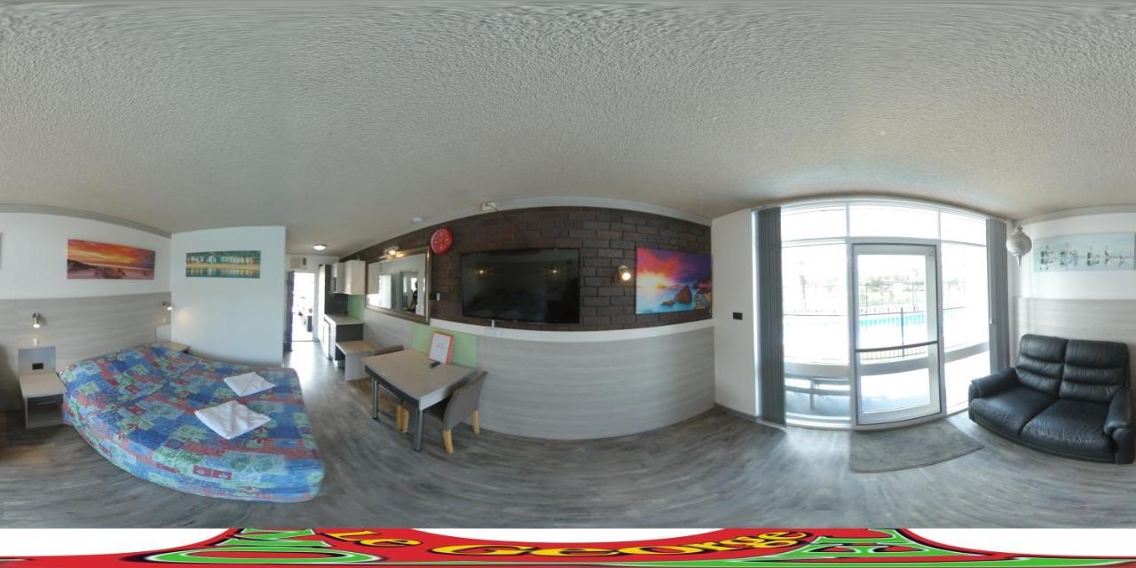 Le George Motel Порт Макари Екстериор снимка