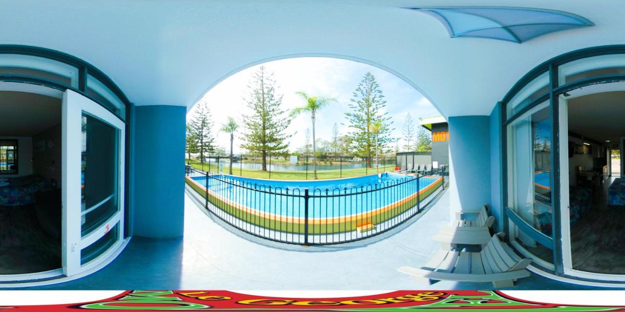 Le George Motel Порт Макари Екстериор снимка