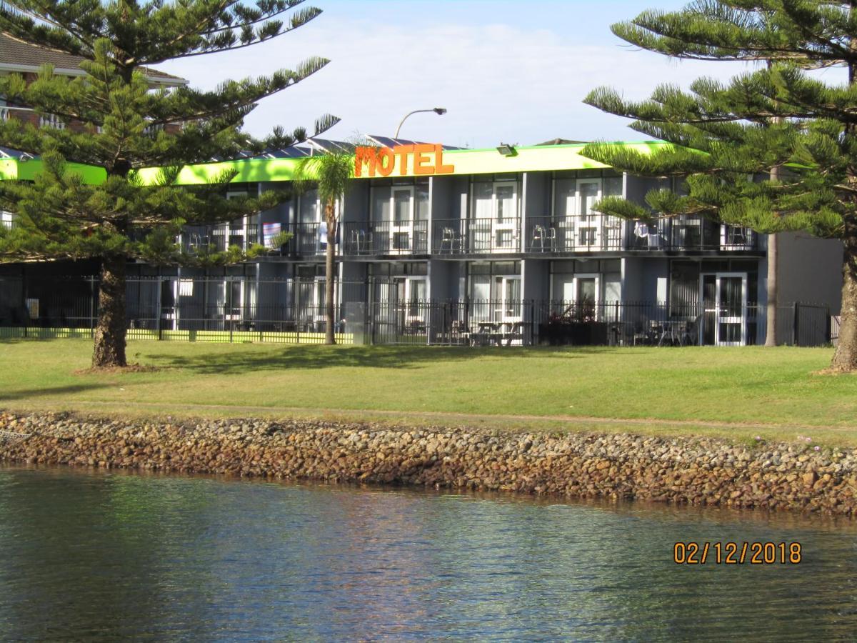 Le George Motel Порт Макари Екстериор снимка