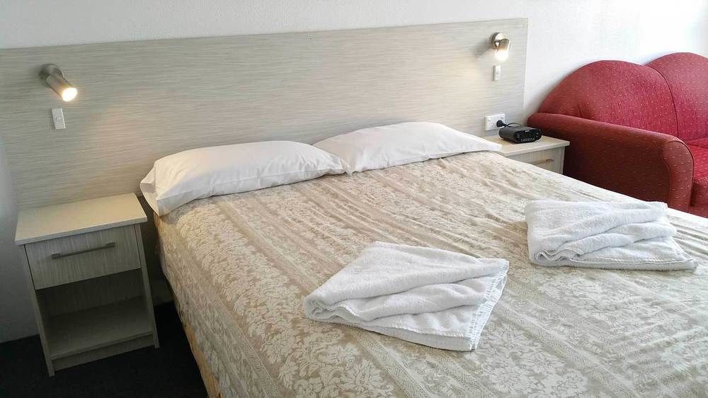 Le George Motel Порт Макари Екстериор снимка