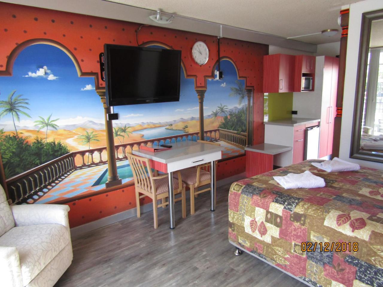 Le George Motel Порт Макари Екстериор снимка